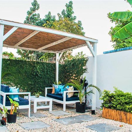 Eventuality B&B New Kingston Buitenkant foto