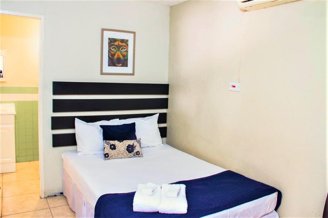 Eventuality B&B New Kingston Buitenkant foto