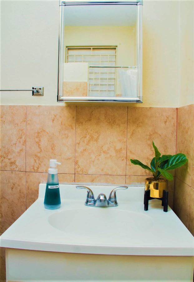 Eventuality B&B New Kingston Buitenkant foto