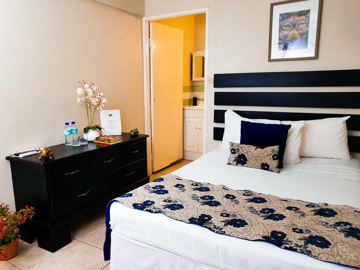 Eventuality B&B New Kingston Buitenkant foto
