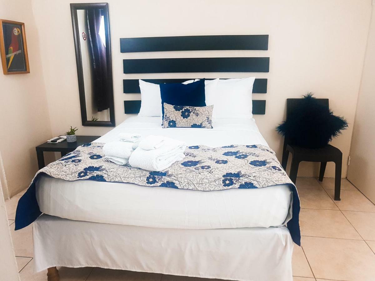 Eventuality B&B New Kingston Buitenkant foto