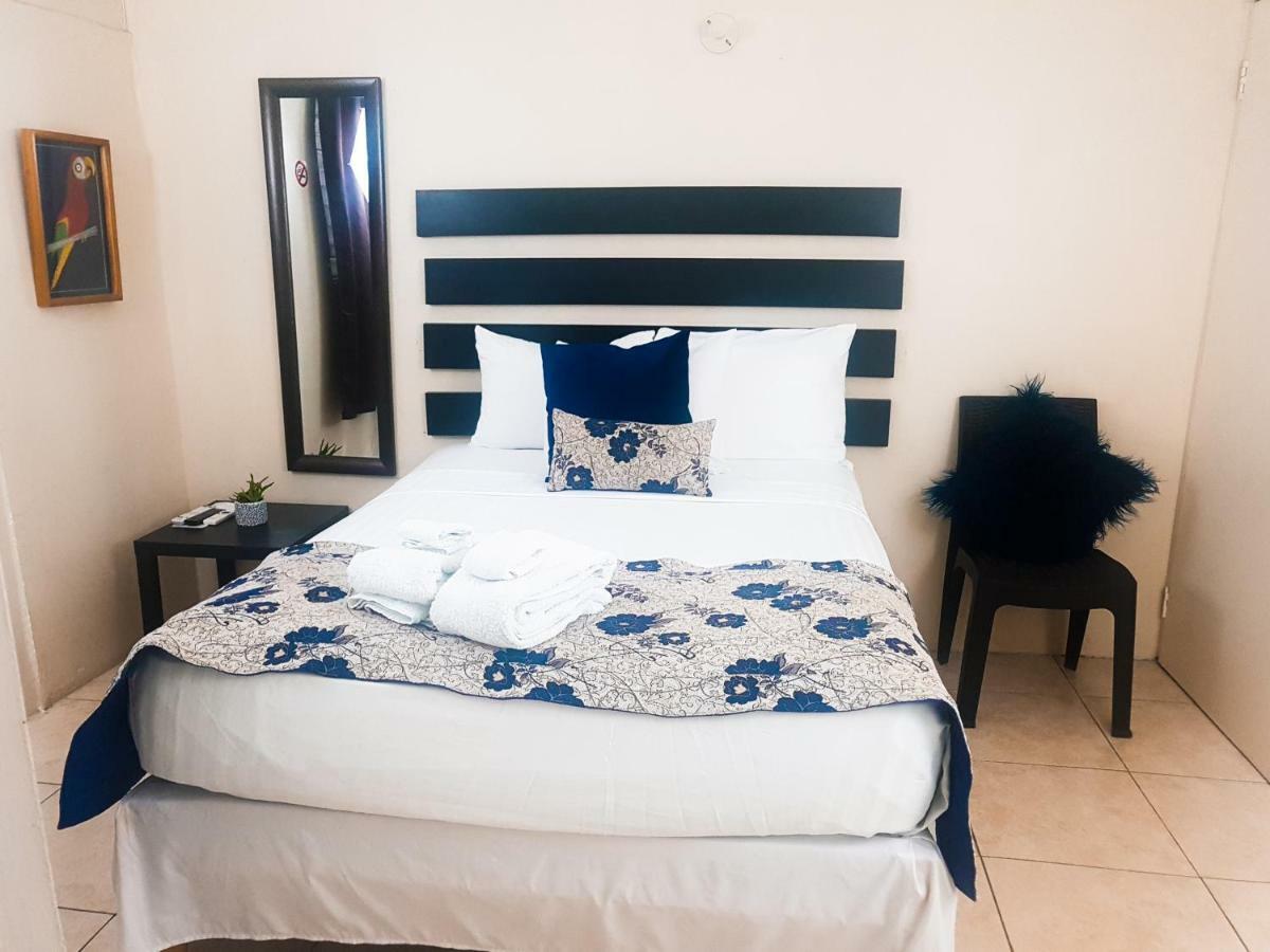 Eventuality B&B New Kingston Buitenkant foto